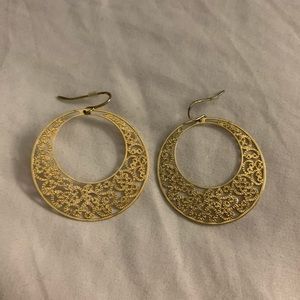 Thin gold hoops